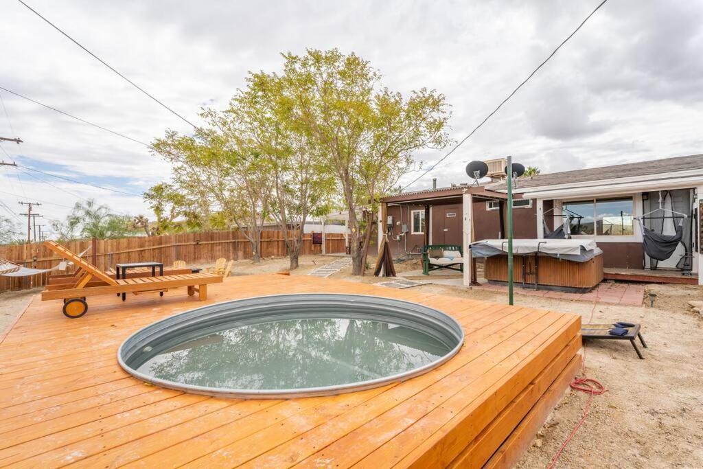 Palm Vista Retreat *Hot Tub/Cowboy Pool/Hammocks* Vila Joshua Tree Exterior foto